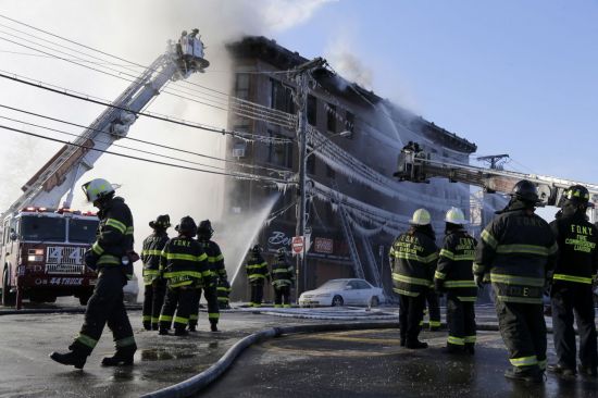 美뉴욕 브롱크스 아파트 또 화재…23명 부상