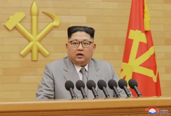 김정은 북한 노동당 위원장이 1일 신년사를 하고 있다. 사진=AP연합뉴스