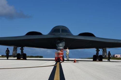 괌 공군기지의 B-2(제공=미 태평양공군사령부 인터넷 홈페이지)