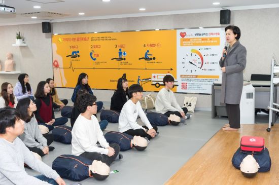 [포토]김수영 양천구청장, 대학생들에 안전교육 강조