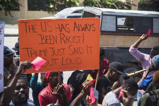 [포토]'거지소굴' 발언에 화난 아이티, 반미시위