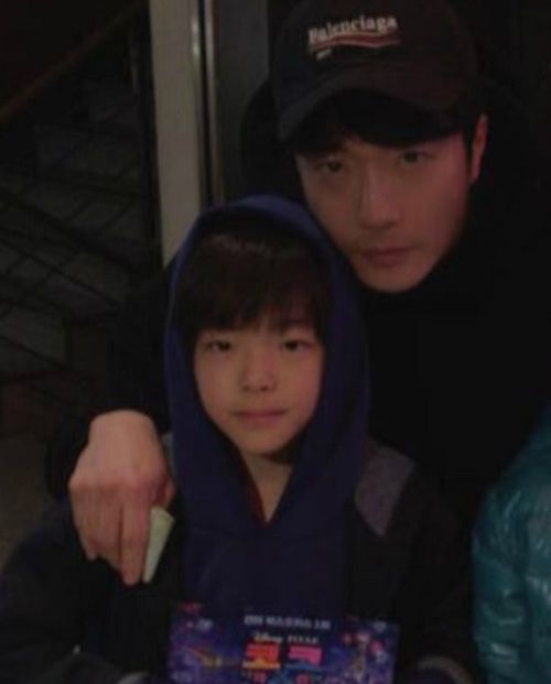 손태영, 권상우X룩희 부자 사진 공개…네티즌 "붕어빵이네"