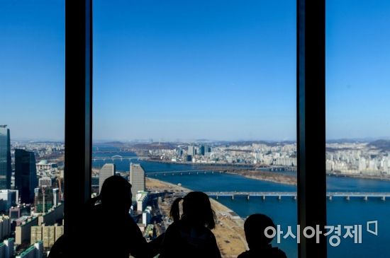 [포토] '반갑다 파란하늘아'