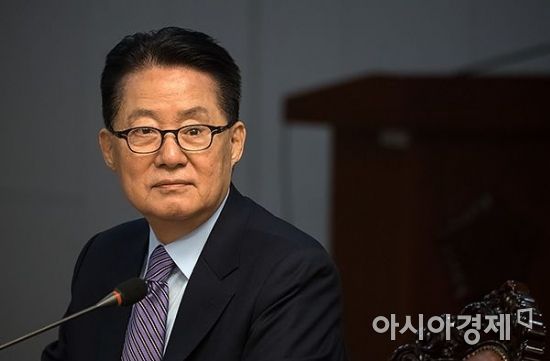 [포토] 굳게 입다문 박지원 전 대표