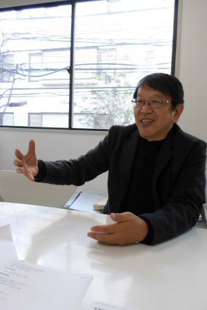 일본 도시·건축 연구 분야의 최고 전문가로 꼽히는 어반하우스 도시건축연구소의 쿠라타 교수. 그는 도쿄 내 다케시바 도시재생 스텝업, 하마마쓰 지역재생 등 다양한 도시계획 프로그램에 참여했다.