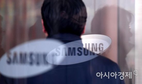 "더이상 우수한 인재 못 빼앗겨"…8000명의 '삼성맨'을 찾습니다
