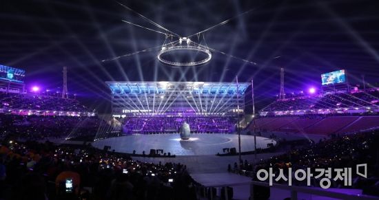 9일 평창올림픽스타디움에서 2018 평창동계올림픽 개회식이 열리고 있다.[사진=김현민 기자]