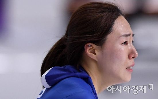 [리얼타임 평창] '빙속 여제' 투혼의 역주…100m까지 가장 빨랐다