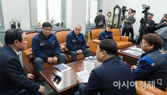 [포토] GM노조, 장병완 산자위원장 간담회