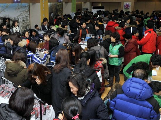 교복 한 품목에 단돈 3000∼5,000원!