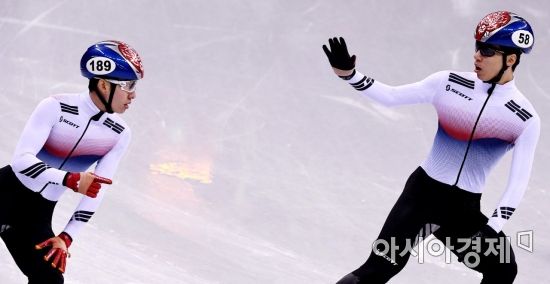 [포토] 임효준-황대헌, '좋았어'