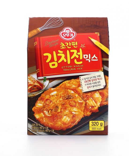 [오늘의 간편식]잘 익은 김치 맛을 그대로…오뚜기 ‘초간편 김치전 믹스’ 