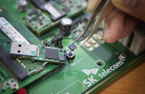 SKT의 MWC '양자보안으로 자율주행 해킹 막는다'