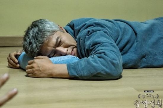 ‘슬기로운 감빵생활’ 박호산, ‘나의 아저씨’ 합류…‘성추행 논란’ 오달수 하차