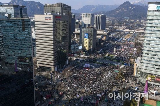 [포토] 세종로 일대 도로 점령한 보수단체