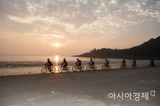 신안군, 11일부터 섬 자전거 투어 상품 운영