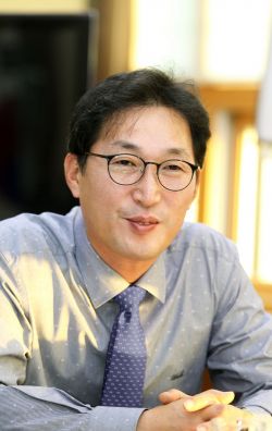검찰, 이창우 동작구청장 '지인 성추행' 무혐의 처분