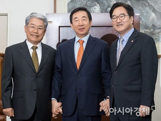 여야 원내대표 회동…개헌·GM 국정조사 이견차만 확인
