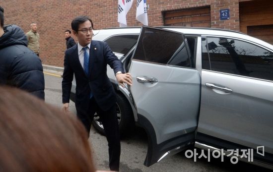 [포토] MB 자택 찾은 김영우 의원