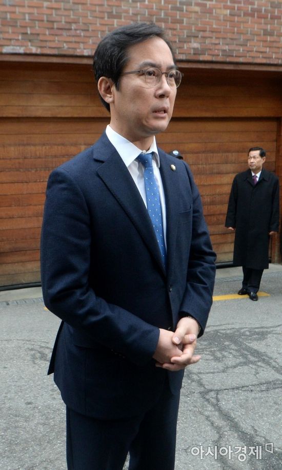 [포토] 입장 말하는 김영우 의원