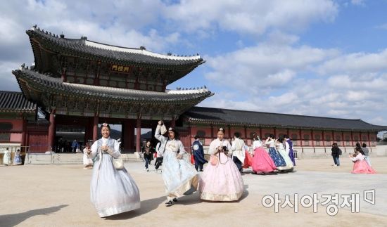 [포토] '미세먼지 사라진 맑고 따뜻한 봄날'