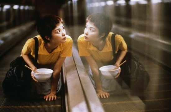 1990년대 홍콩 영화로 세계적 히트작이 된 왕자웨이(王家衛) 감독의 '중경삼림(重慶森林)' 중 한 장면.