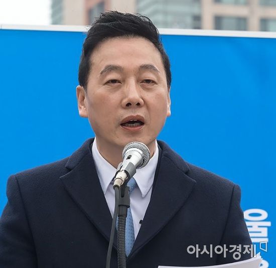정봉주 "온갖 음해 뚫고 가겠다" 서울시장 공식 출마선언
