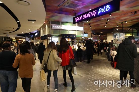 노포와 SNS 맛집 유치하는 백화점…"음식 먹고 내친 김에 쇼핑"(종합)