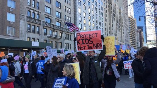 [포토]뉴욕·워싱턴 등 美전역서 총기규제 행진…100만여명 참가 