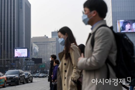 "대중교통 공기질 측정장비 설치 0%…환경부, 국민 알 권리 무시"