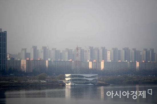 [재건축 폭탄 터졌다]강남 충격… 서울시 "그래도 받아낸다"