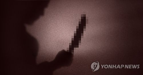 日 오사카 편의점서 한국인에 '흉기 난동' 일본인 체포 