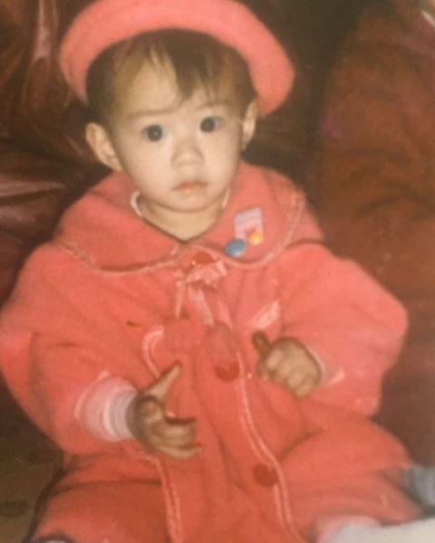 박수진, 어릴 적 모습 공개에 네티즌 "아기 때 부터 예뻐…이런 아기 키우고 싶다"