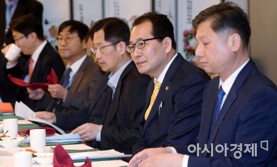 [포토] 모두발언하는 고형권 차관