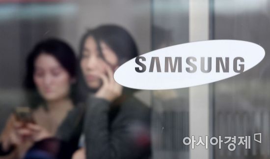 [포토] 사옥 드나드는 직원들