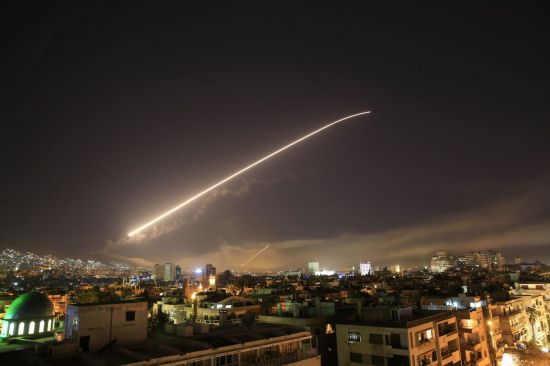 중국, 시리아 공격 비난…"문제를 더 복잡하게 만들 뿐"