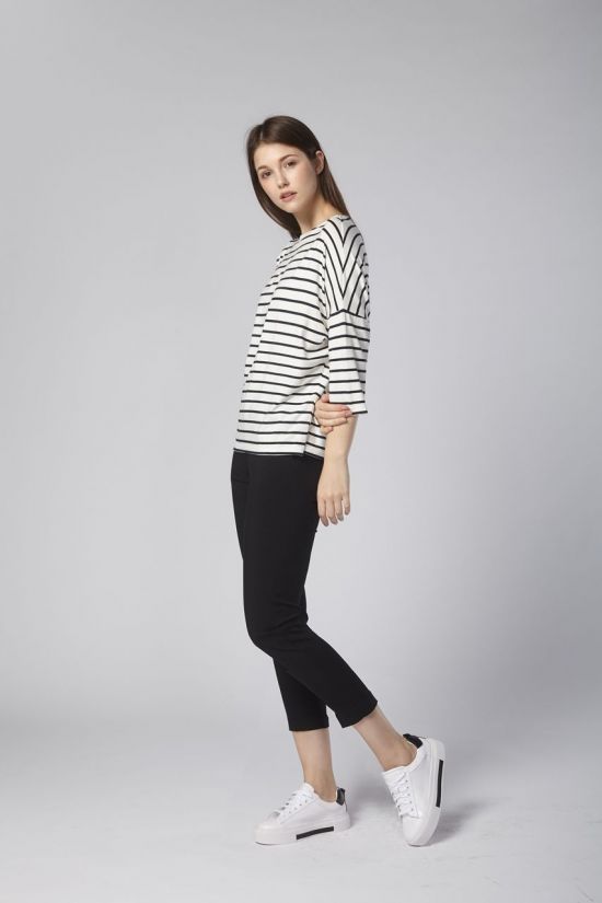 롯데닷컴, PB 패션브랜드 ‘로썸 스튜디오’ 출시…온라인 전용 PB로 신사업 시동