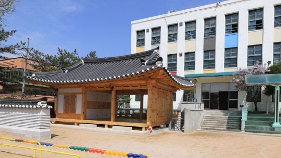 서울 재동초에 전통의 멋 담은 '한옥교실' 개관