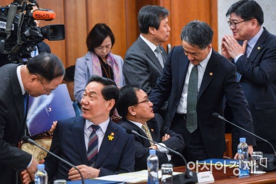 [포토] 국정현안점검조정회의 참석한 장관들
