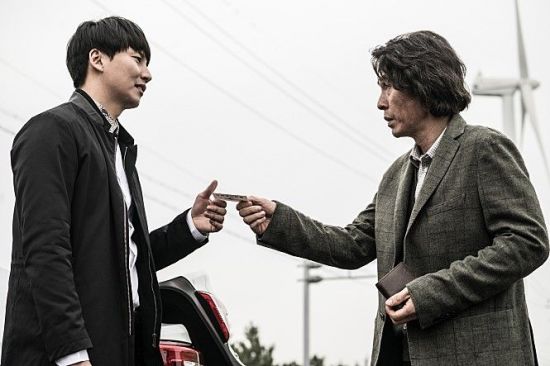 '살인자의 기억법' 국제영화제서 잇따라 수상 