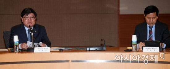 [포토]김용진 기재부 제2차관과 구윤철 예산실장