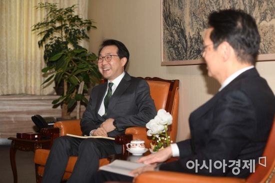 [포토]한일 북핵 6자회담 수석대표 협의, 활짝 웃는 이도훈 한반도평화교섭본부장