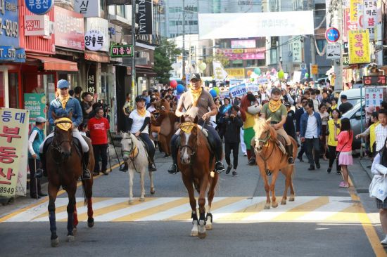 서초구 말죽거리(양재역사거리)서 ‘말’ 달린다