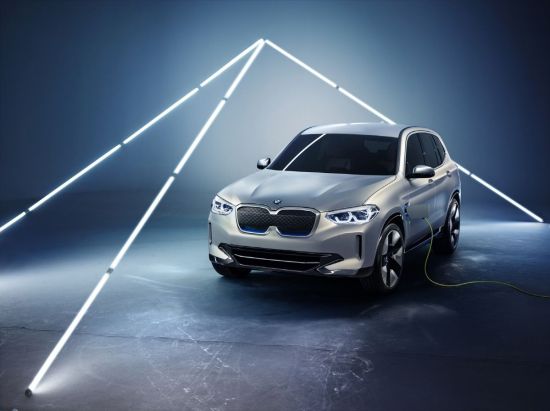 [2018베이징모터쇼]BMW, iX3 콘셉트 공개