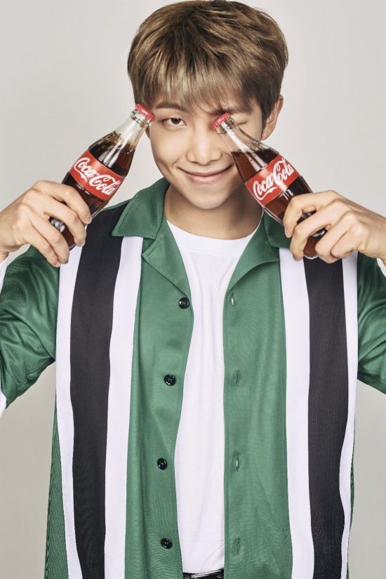 코카콜라 모델 방탄소년단, 7가지 짜릿한 매력 발산