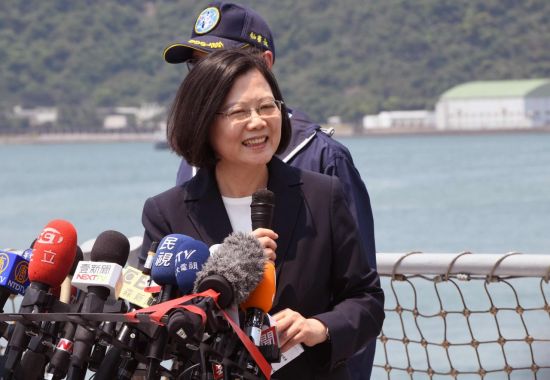 차이잉원 총통, 파라과이 방문 때 美 경우…'中과 관계 악화 불가피'
