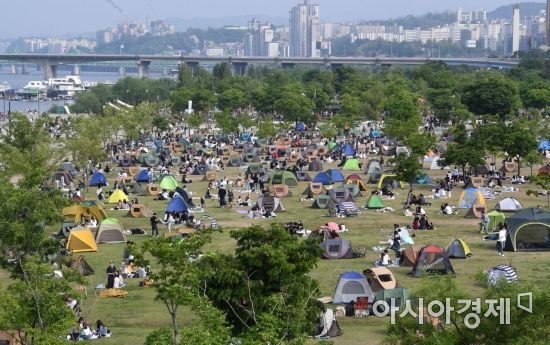 [포토] 캠핑장같은 한강시민공원