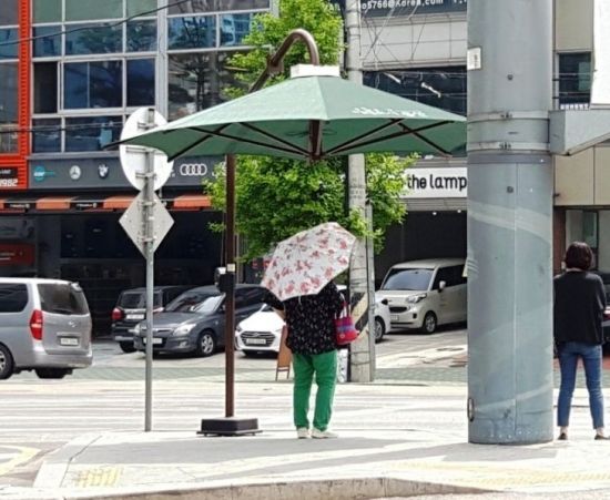 용산구 곳곳 폭염 대비 그늘 쉼터 51곳 설치