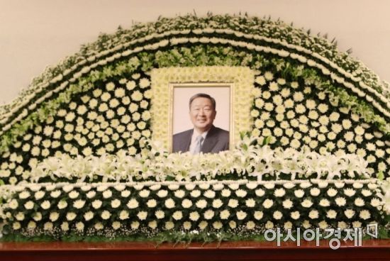 [구본무 LG회장 별세] 이재용·장하성 등…정재계 인사 조문 행렬(종합)