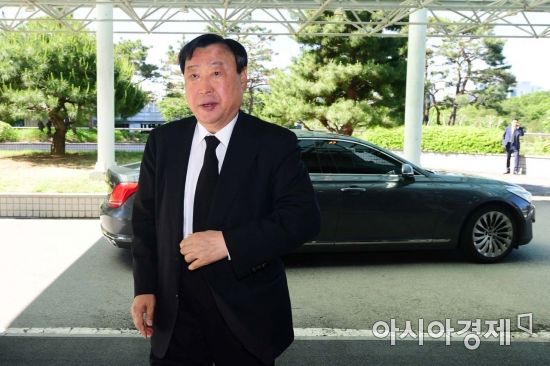 [포토]고 구본무 회장 빈소 찾은 이희범